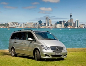 Mercedes Benz Viano in Auckland